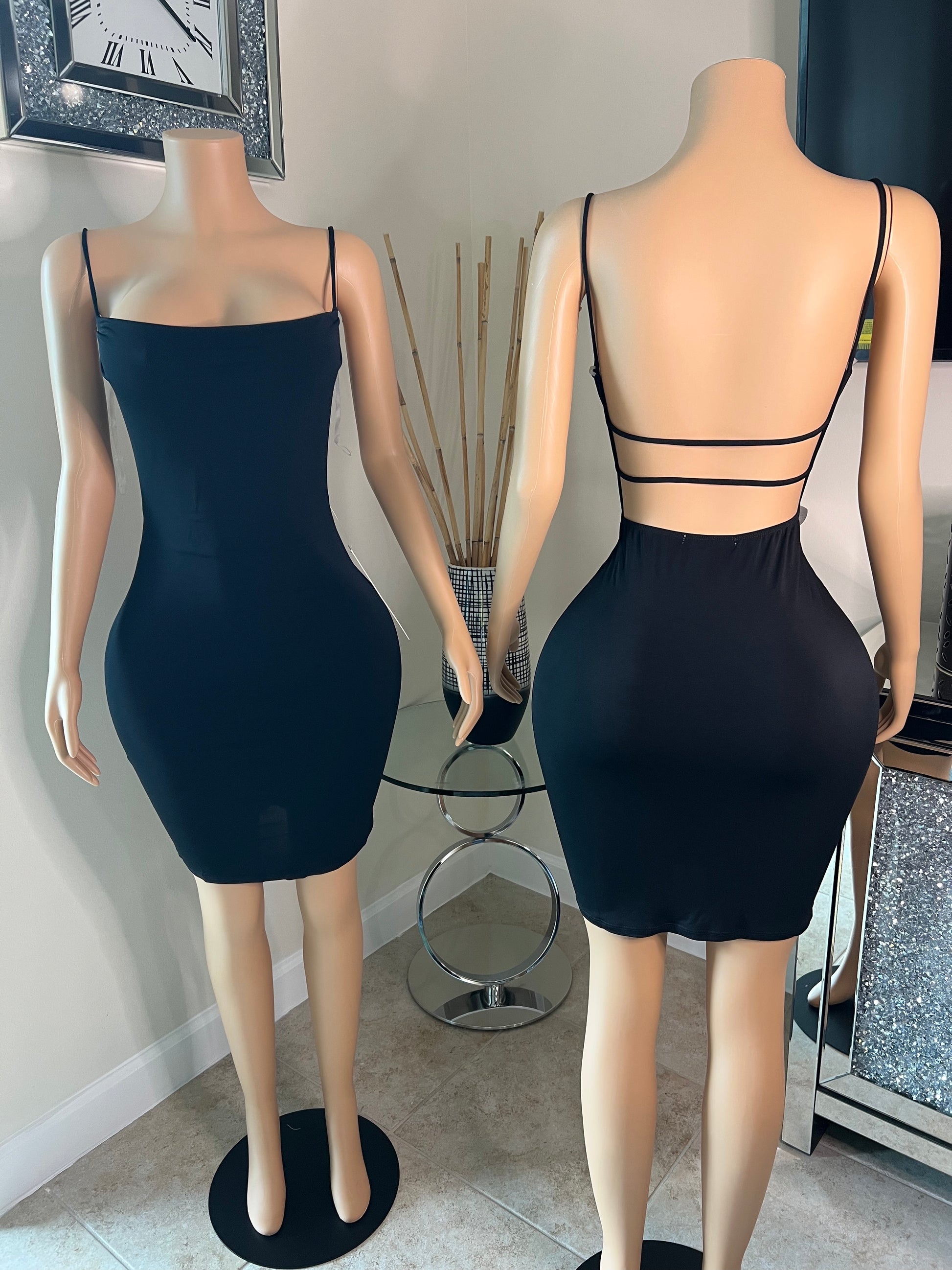 backless black mini dress