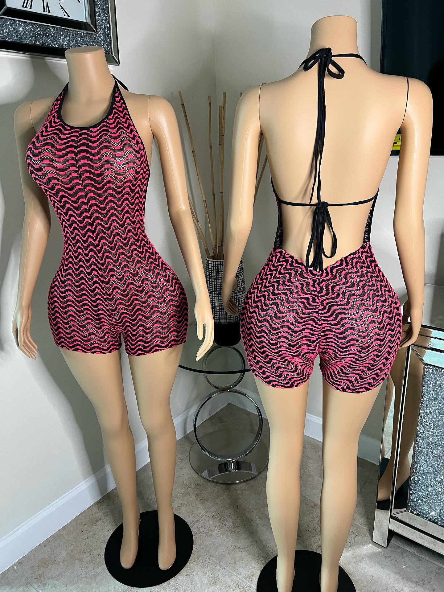 black and pink print knitted backless romper